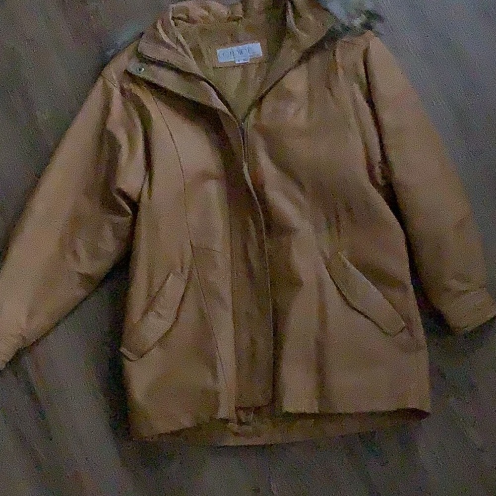 Women’s leather coat, size small